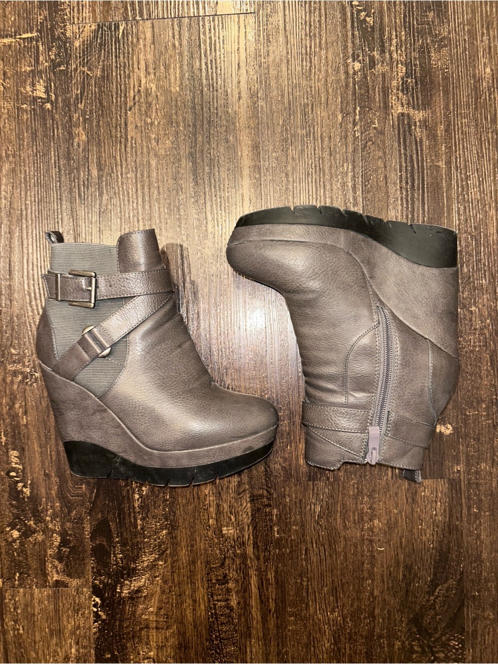 Tall Platform Sbicca Gray Wedge Ankle Boots with Buckle Straps